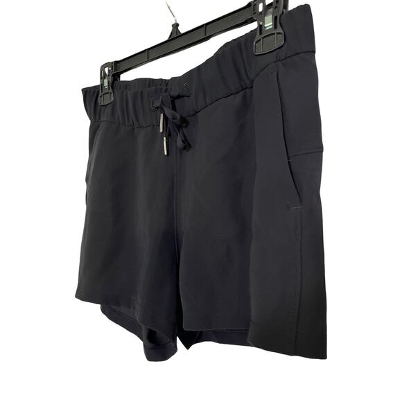 Lululemon On The Fly Shorts Black Women’s 6 Elastic Waist Drawstring Pocket - Picture 5 of 6